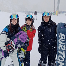 Karen Kong Chau Roei, Jacqueen Pang, Evelyn An Ee Xuen